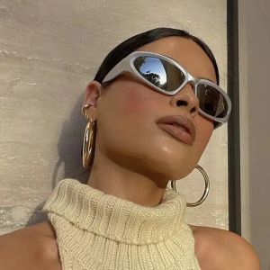 New European and American Ins Style Sunglasses for Both Men and Women Future Style Sunglasses UV Resistant Sunglasses