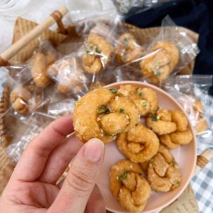 Crispy Small Snacks Handmade Traditional Chaozhou Oil Cakes Office Leisure Treats Special Products from Shaoguan Guangdong