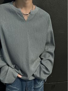 Leonbinno | เสื้อยืดคอกวีแขนยาวผ้าเนื้อสัมผัส ใหม่มาแรงฤดูใบไม้ร่วง สีพื้นเรียบๆ