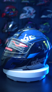 ใหม่ หมวกกันน็อกยกคาง รุ่น 666 แถมชิวภายในกล่อง สามารถยกคางได้หลายระดับ มีทั้งหมด 6 สี