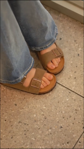 Lowest Price EVER!Just Pay & Take!slipper for women- Coklat - Kasut gaya yang sama BK | Sandal kasual retro klasik