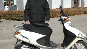 Premium Motorcycle Cover Easy To Install And Remove Ideal For Daily Riders And Garage Storage Waterproof & Dustproof Lightweight Fabric Ultimate Protection With Minimalist Style