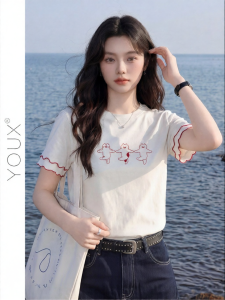 YOUXIANG | Áo Thun In Hoa Viền Đối Chiếu Màu Cổ Tròn Rộng Dáng Suông Mùa Hè