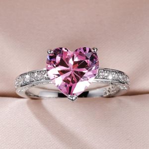 Huitan Colorful Heart Cubic Zirconia Rings for Women White/Pink/Green/Blue Luxury Wedding Engagement Bands Eternity Love Jewelry