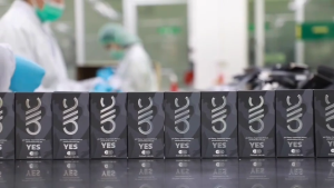 YES เยส ผลิตภัณฑ์เสริมอาหารชาย บำรุงผู้ชาย ( 10 กล่อง ) ไม่ระบุชื่อสินค้าหน้าพัสดุ