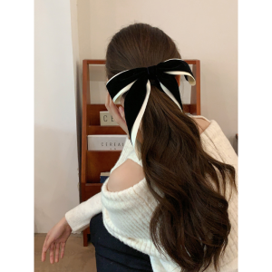 French Style Velvet Hair Clip with Butterfly Knot for Women Spring Summer Fashion Sensation Hair Accessories behind the Head