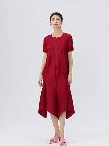 9219 One Size Miyake Summer Casual Dress: A Stylish Choice