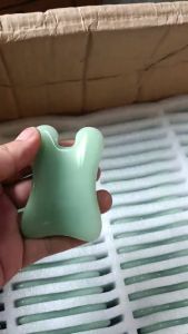 Ngọc cạo gió mặt giúp giảm nếp nhăn làm đẹp - 1 miếng