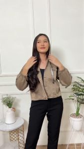 JAKET CROP JEANS RAWIS STANDAR DAN JUMBO SNOW WASH TERBARU KOREAN STYLE