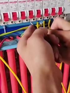 5-in-1 Wire Bending Pliers Wire Stripping Pliers Wire Splitting Pliers Electrician Wire Pulling Pliers Cable Wire Peeling