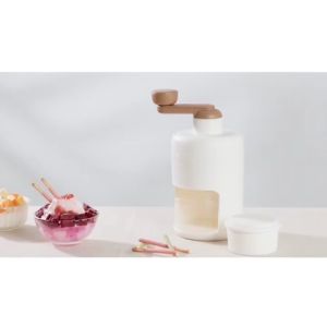 ซู ทีทำนำแข็งใส ถูกกลับมาในเครื่องบิดใส รายการคุณค่าที่ปั่นน้ำแข็งใส เป็นเครื่องทำน้ำแข็งใส แบบมือหมุน สโนว์ไอซ์