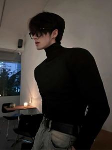 Korean Style Velvet Turtleneck & Pu Shuaide Trench Coat: A Comprehensive Guide