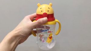 PH136 เบบี้แคร์ ขวดหัดดูดแขนจับ ถ้วยหัดดูด แก้วน้ําหัดดูด ไม่ดูดไม่ไหล หมีพูห์ Babicare