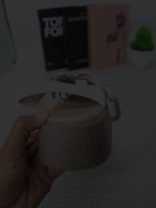 Sandal Wedges Wanita Kulit Imitasi dengan Ujung Bulat dan Kerah Keempat untuk Tendik