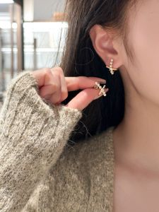 Romantic Pearls Silver Needle Earrings Commute Style with Ear Clip Crossed Earrings Sweet Style Alloy Geometric Pattern for Women