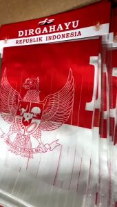BANNER FOIL / TIRAI GARLAND MERAH PUTIH PREMIUM/Backdrop Dekorasi 2 METER HUT RI Dirgahayu