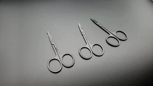 Gunting Cukur Hidung Kening Stainless Steel Nose Hair Eyebrow Scissors Facial Cutter Grooming Tool