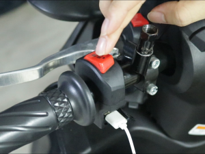 Electric vehicle motorcycle handlebar seat switch motorcycle handlebar handle warning light modification headlight switch