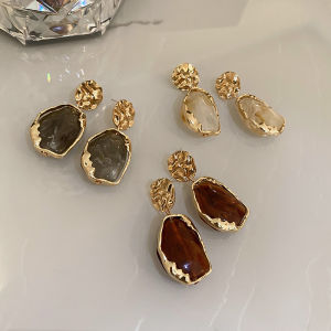 New Fashion Earrings Zircon Square Stone Earrings Vintage Gold Color Small Earrings for Women Jewelry Accessorries