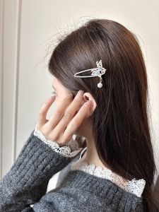 New Chinese Style Butterfly Hair Clip Vintage Pearl Pendant Side Hair Clip Bangs Clip Womens Hair Accessories Elegant Triangular Shape