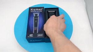 Kemei KM-1113 Mesin Cukur Rambut Pria LCD Display Hair Clipper Rechargeable
