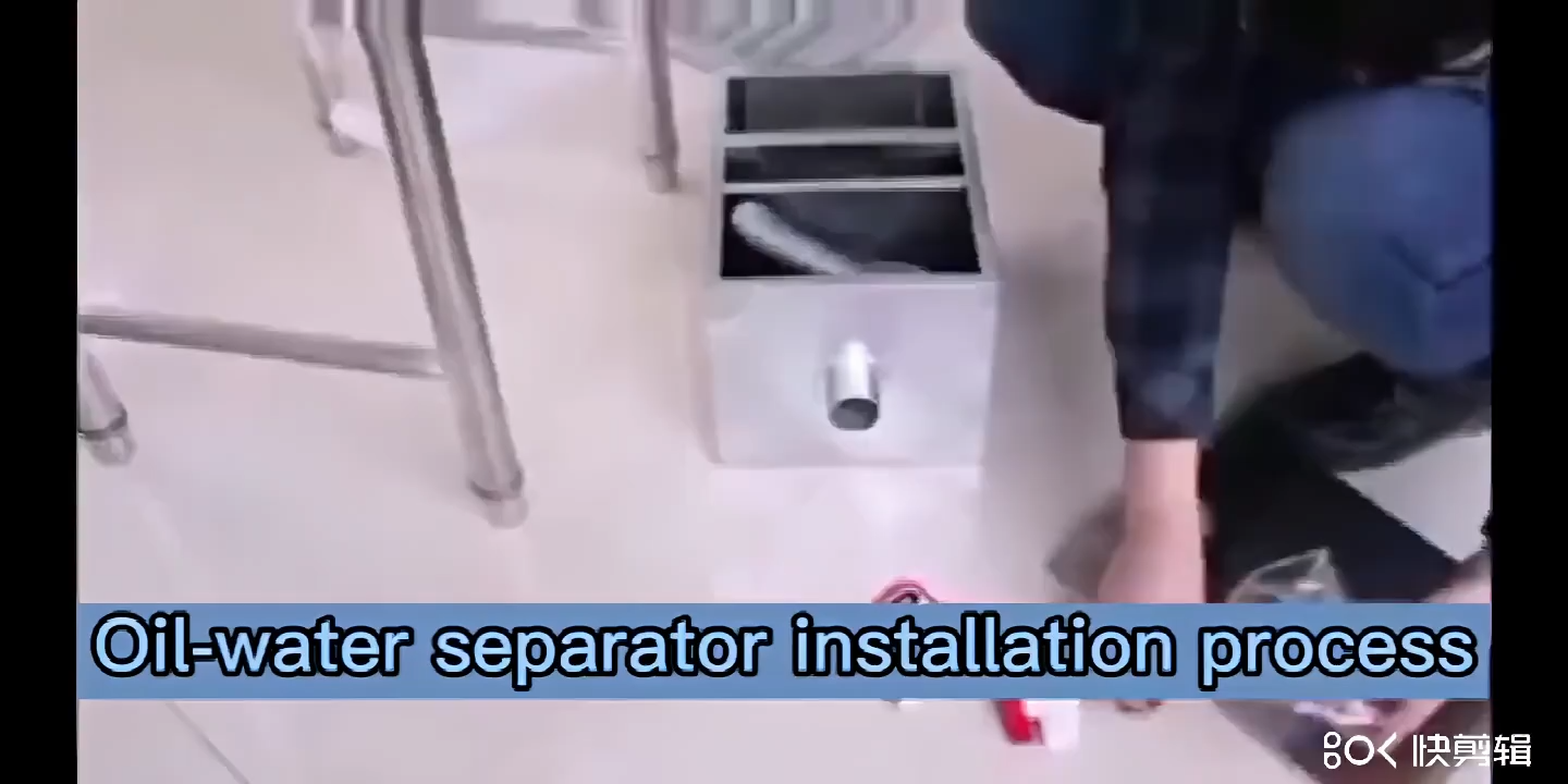 Stainless Grease Trap Oil-Water Separator (8 Lbs 5GPM Gallons Per Minute) For Restaurant Kitchen Oil Filter High Quality Stainless Steel With Free Accessories Sewage Treatment Filter Top Inlet