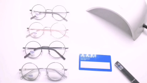 แว่นสายตาสั้น/สายตาปกติ ทรงกลม เลนส์กรองแสงบลู+เลนส์เปลี่ยนสีAUTO รุ่น904(เลนส์เปลี่ยนสี)