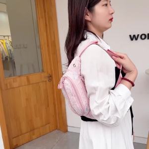 【轻巧耐磨】户外新款高颜值运动斜挎包超萌胸包学生清新百搭可爱跑步腰包女款