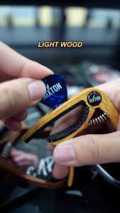 RIXTON New Style Guitar Capo Aluminium Alloy Metal Wood Grain Guitar Capo Quick Change Clamp Key Acoustic Classic Guitar Capo for Tone Adjusting with Free 1pc Guitar Picks (Guitar Capo LGL)