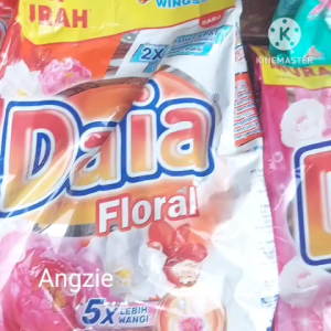 Harga 2 bungkus Daia Detergen bubuk kemasan 800 g