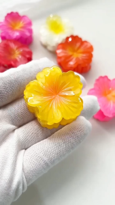 Bộ Kẹp Tóc Hoa Nở Nổi 3D Chuyển Màu (Ombre) – Nhẹ Nhàng Mà Xinh Hết Nấc 🎀🌼