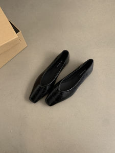 Silver Low Heel Slip-On Womens Shoes Korean Style Commute Flat Bottom Small Leather Shoes Daily Wear Comfortable Fashion