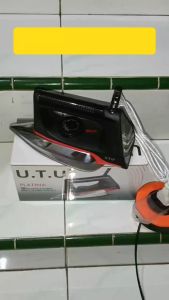 Setrika Listrik Merek UTU: SE-1101 SS & PLATINA