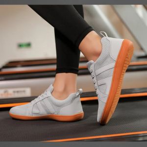 แฟชั่นรองเท้าเท้าเปล่ากว้างสบายๆ รองเท้าใช้ได้ทั้งชายและหญิงสำหรับวิ่งลำลองระบายอากาศแบบมินิมอลสำหรับการฝึกซ้อมกลางแจ้งเดิน