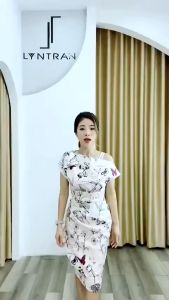 [VÁY THIẾT KẾ] đầm nữ body LYNTRAN che khuyết điểm họa tiết hoa lá nổi bật