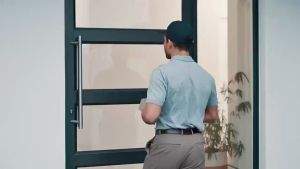 Wireless remote voice intercom doorbell two-way communication radio home-use elderly and children one-button call device