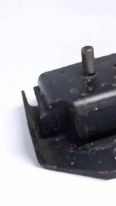 Engine Mounting Dudukan Mesin ISUZU ELF NKR 66 Kiri Left Karet Dudukan Mesin Engine Mounting Mobil Penyangga sangga mesin msin engine mount Solar Minyak Bensin