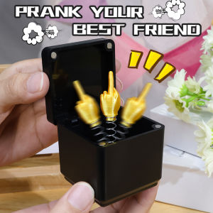 Christmas Interesting Prank Gift Middle Finger in Box Christmas Box Funny Creative Gifts Office Desk Decoration Home Decoration