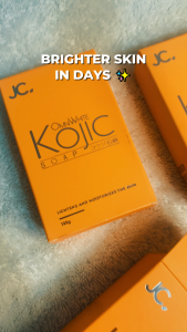 OmniWhite Kojic Whitening Soap | With Papaya Extract | Brightening & Anti-Bacterial | Daily Body Soap (135g)