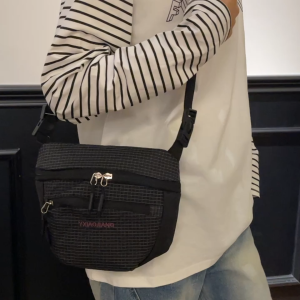 กระเป๋าสะพายเฉียง YXIAOJIANGกระเป๋ากันน้ำ กระเป๋าผ้าไนลอน กระเป๋าแฟชั่น กระเป๋าใส่ของ กระเป๋าเดินทาง กระเป๋า สี