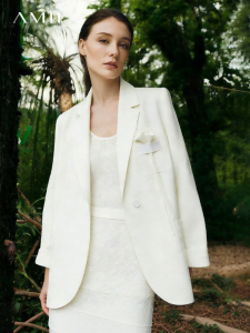 AMII | New Holiday Style Notched Lapel Padded Shoulders Embellished Ladies Blazer