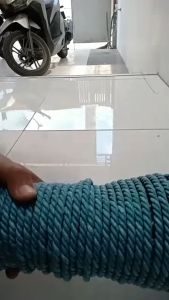 Tali Tambang Rafia /Tali Kambing 6 mm Panjang 40 Meter
