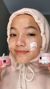 Scarlett Whitening Brightly Ever After Day Cream 20gr (krim pagi)