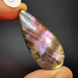 ลาบลาดอไลท์ ทรงหยดน้ำ🔸Labradorite