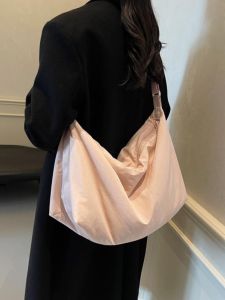 กระเป๋าผ้าใบ Tote Bag สำหรับผู้หญิง น้ำหนักเบา ความจุขนาดใหญ่ กระเป๋าสะพายข้างผู้หญิง กระเป๋าสะพายไหล่แบบลำลอง