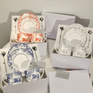 European Style Bone China Coffee Cup Set High End Ceramic Mugs Tiger Series Home Use Mug with Plate Hand Drawn Illustration