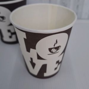 Gelas Plastik Kopi 8 Oz: Pilihan Tepat untuk Minuman Hangat Anda