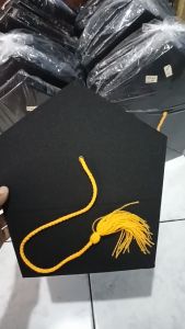 Topi Wisuda Anak & Dewasa / Topi Sarjana / Topi Toga TK SD SMP DEWASA MAHASISWA READY STOK