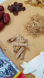 参须清补汤 Ginseng Root Soup