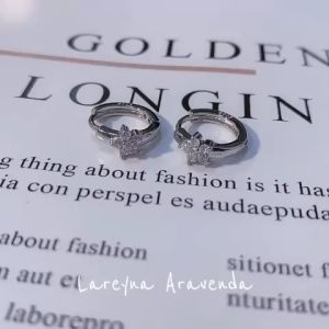 Lareyna Aravenda Anting Wanita S925 Korea Style Bunga Abadi Kristal AT025